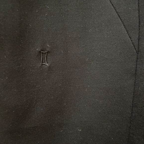 Kit and Ace Black Blazer with Blue Accents - Picture 9 of 14